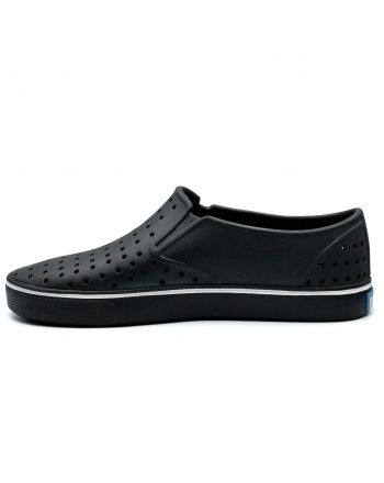 Native Miles  - 7 buty zapaśnicze ubrania kostiumy